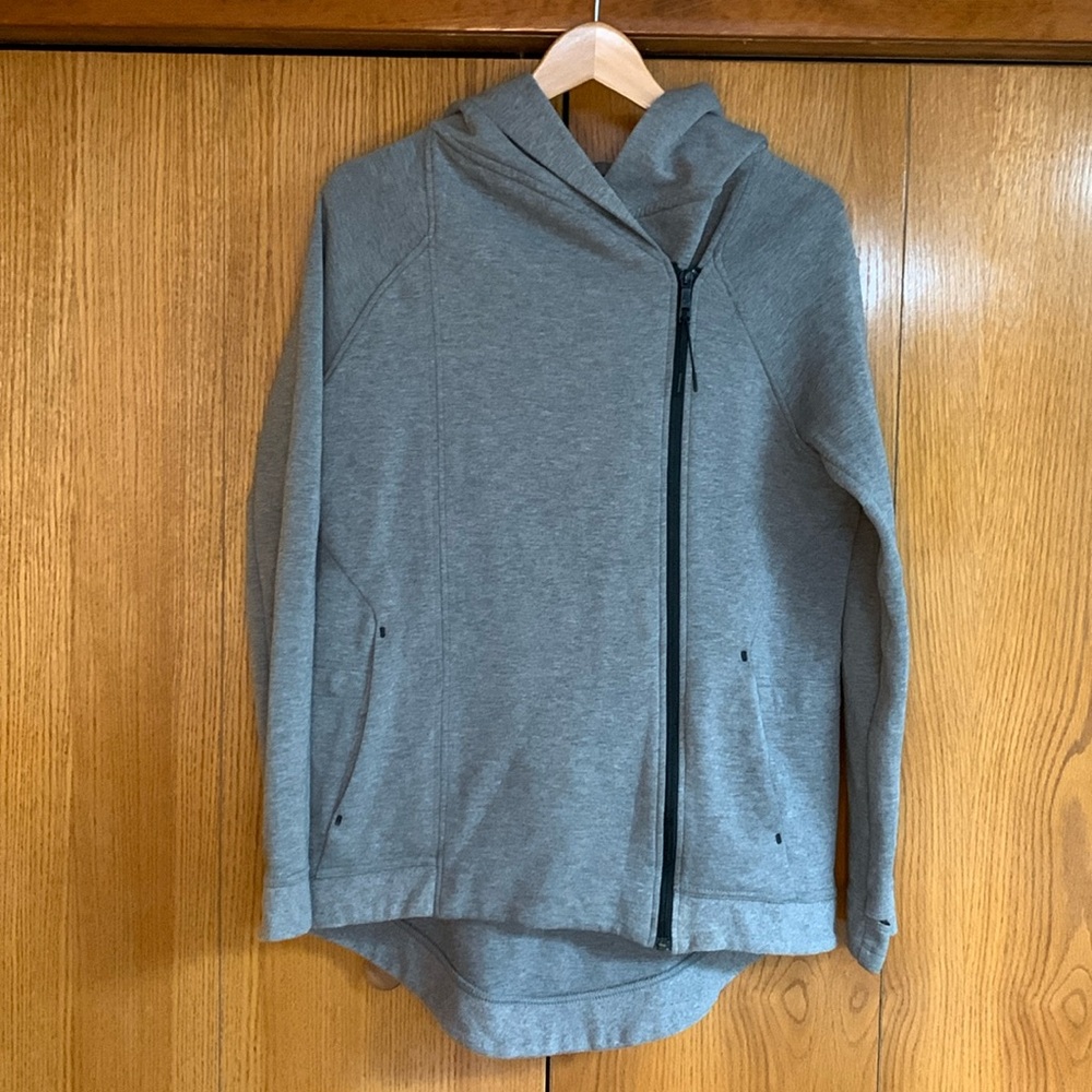 ✨Nike Tech Fleece Cape Jacket Gray‎ Size Medium